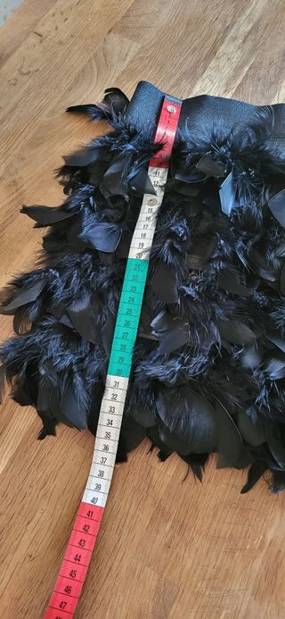 Minifalda plumas