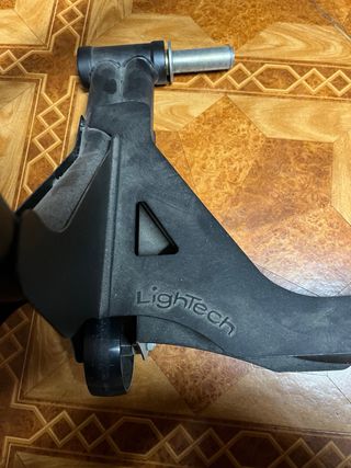 Caballete trasero Lightech