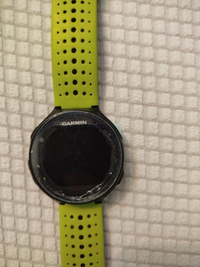 RELOJ GARMIN FORERUNNER 235