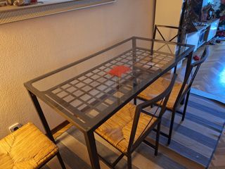 Juego Mesa y sillas Ikea