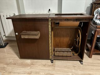 Máquina de coser antigua
