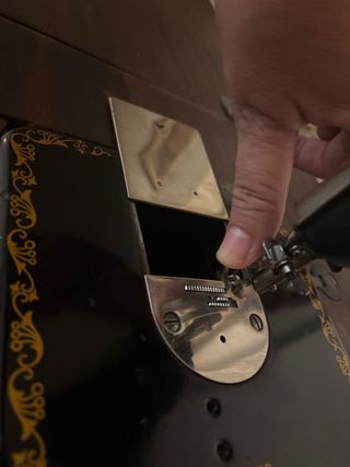 Máquina de coser antigua