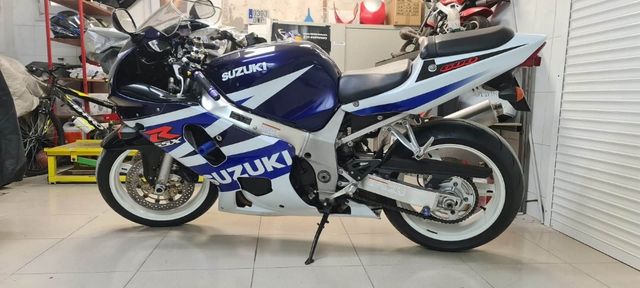Suzuki gsxr 600