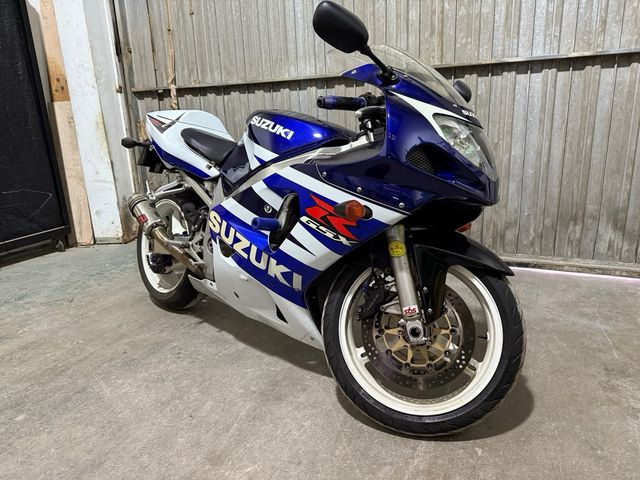 Suzuki gsxr 600