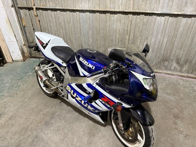 Suzuki gsxr 600