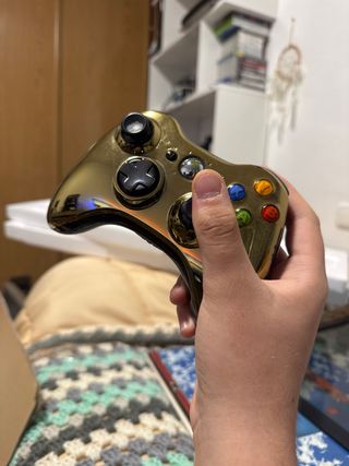 Mando Xbox 360 dorado