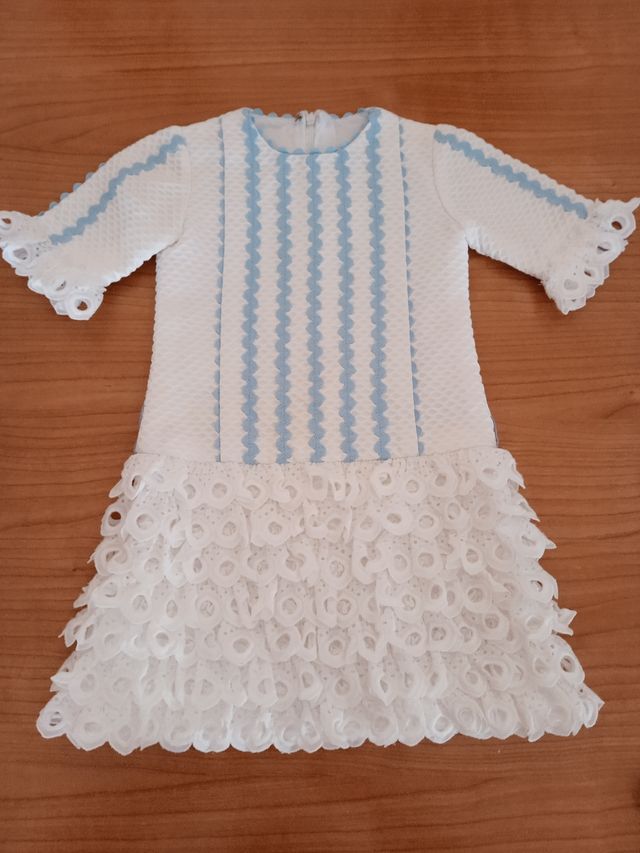Vestido de niña de 4 a 5 años