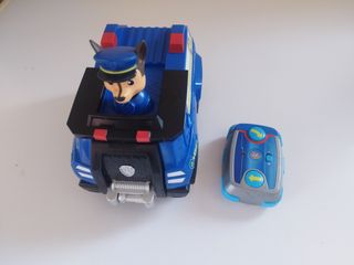 Coche TELEDIRIGIDO de Chase + regalo