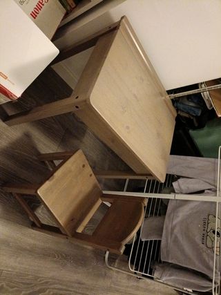 Mesita infantil con silla
