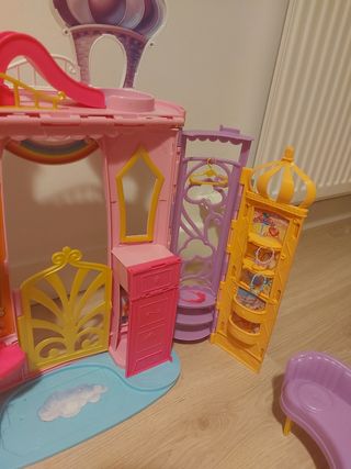 Castello portatile della principessa BARBIE