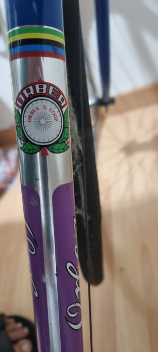Bicicleta ORBEA de carrera antigua