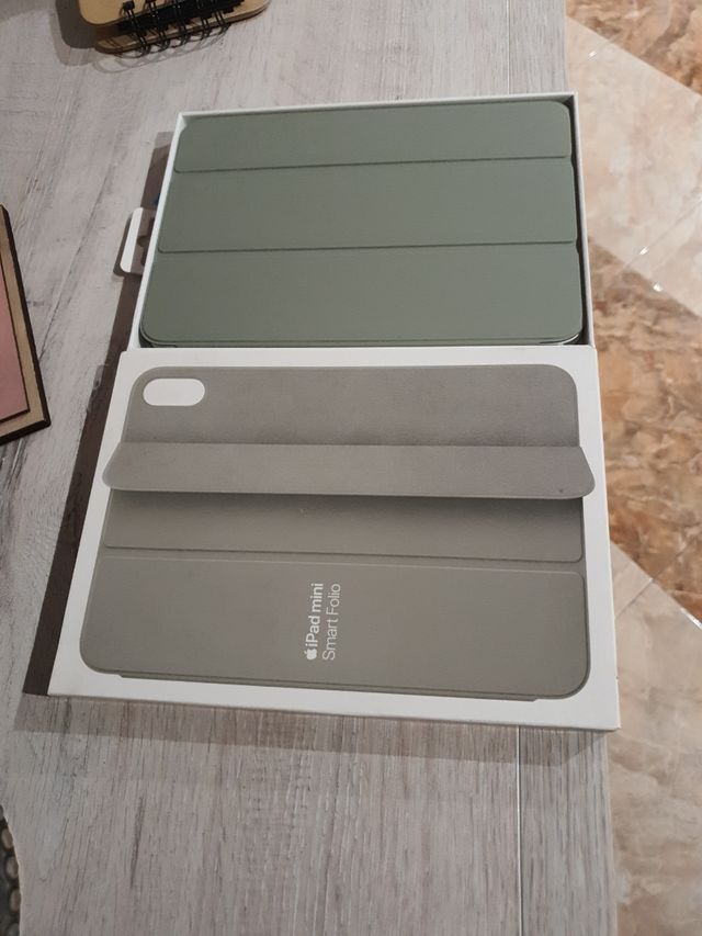 Funda ipad mini smart Folio. A17Pro 6° generación