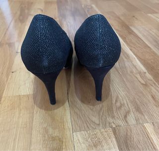 Zapatos negros brillo