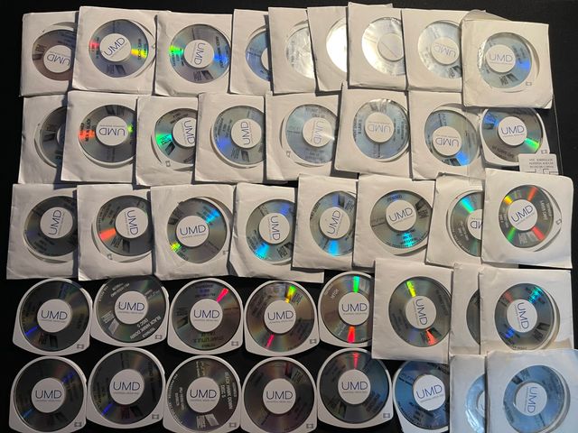 Lote 41 películas UMD / PSP TESTMOLD