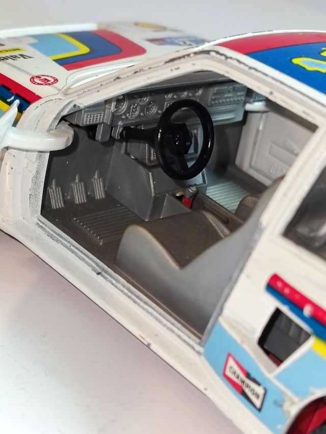 PEUGEOT 205 TURBO 1/24 BURAGO