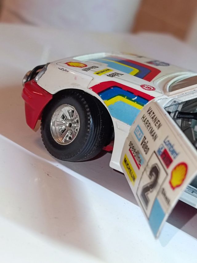 PEUGEOT 205 TURBO 1/24 BURAGO