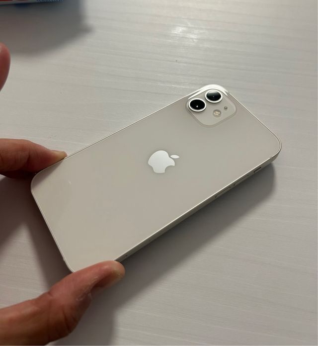 iPhone 12 64gb blanco con caja y cable