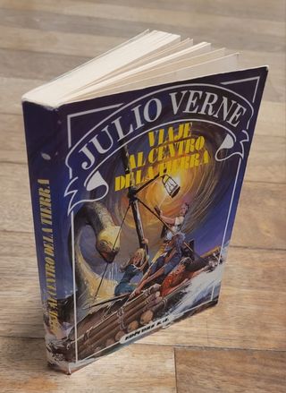 Libro Julio Verne viaje al centro de la tierra