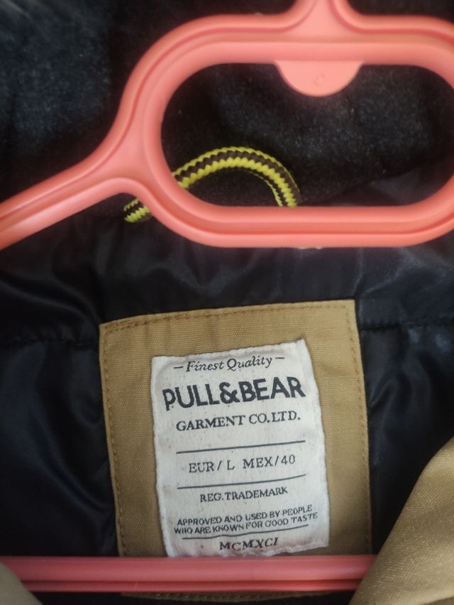 Abrigo pull and bear