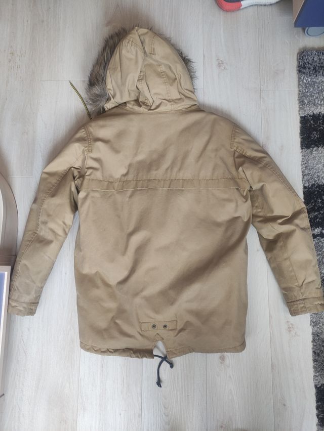 Abrigo pull and bear