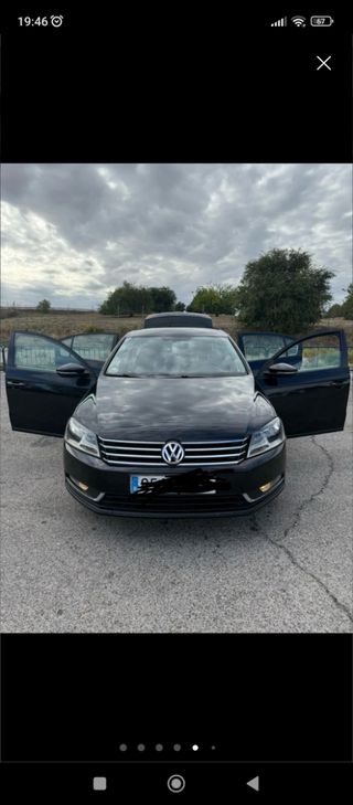 Volkswagen Passat 2011
