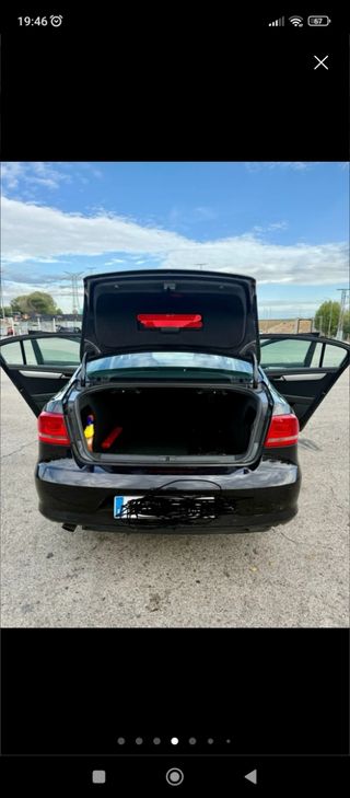 Volkswagen Passat 2011