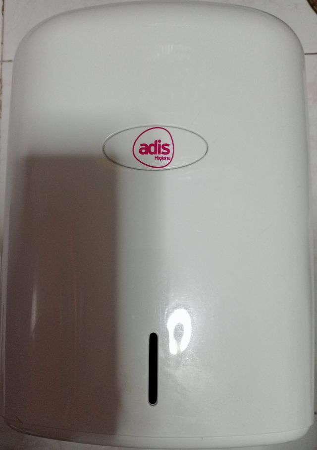 SERVILLETERO PARED GRANDE PARA ROLLO