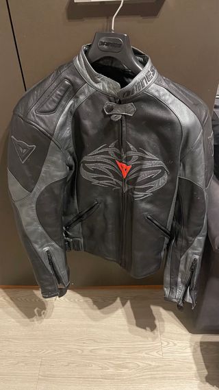 Cazadora piel dainese tatoo