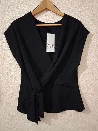 Blusa nueva Zara 