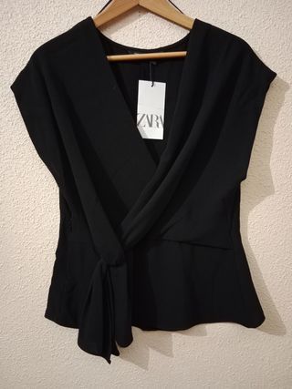 Blusa nueva Zara 