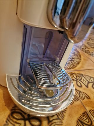 Macchina a capsule per caffè tè e tisa