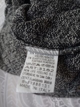 Pantalón de punto gris