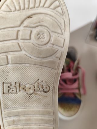 Scarpe bimba