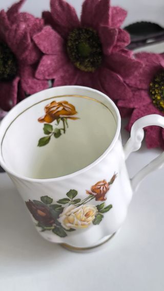 Preciosa Taza Mug porcelana