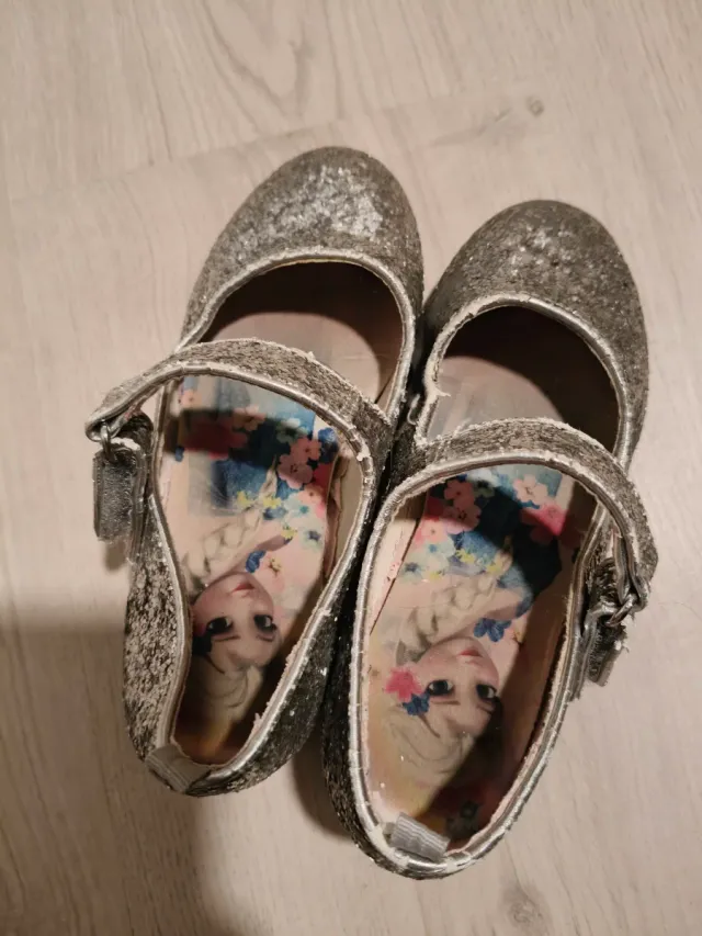 Disfraz Elsa y zapatos 