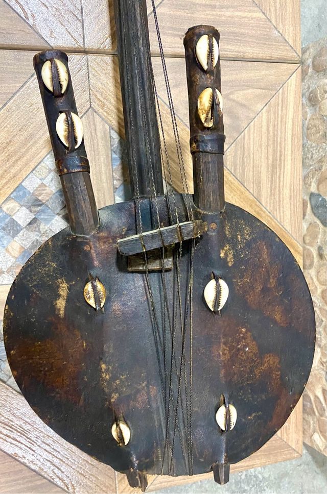 KORA Antiguo !! instrumento musical étnico. Único