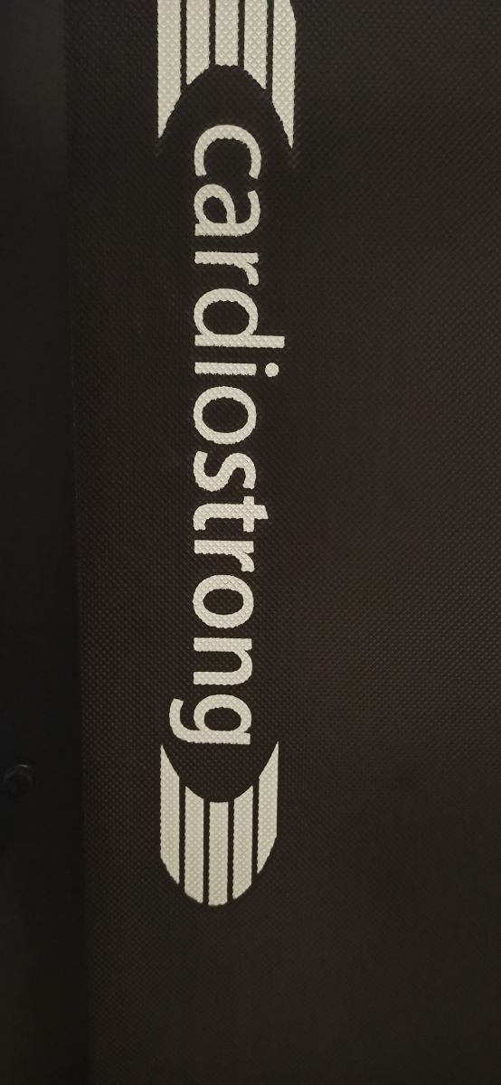 Cinta de correr CardioStrong