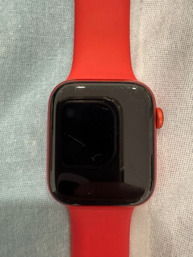 Apple Watch series 6 RED edition