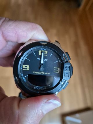 Reloj tissot. T race touch 
