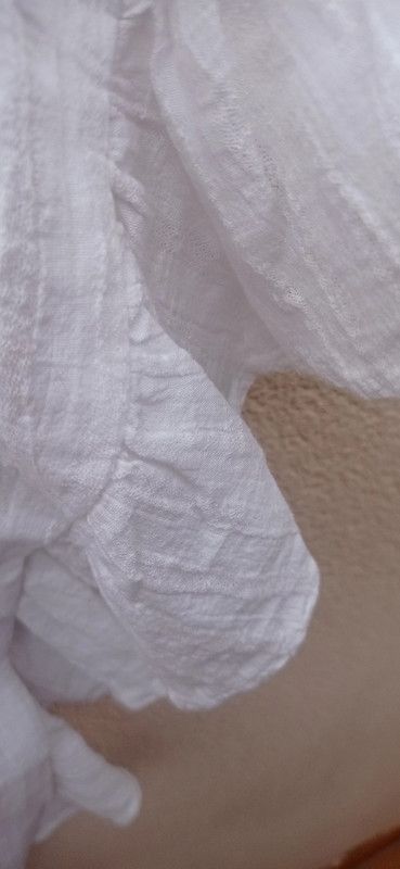 Camisa manga corta romántica Zara