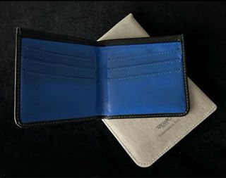 Cartera de piel TEMPO.