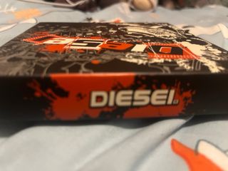 Billetero/ monedero Diesel en caja. Nuevo! 