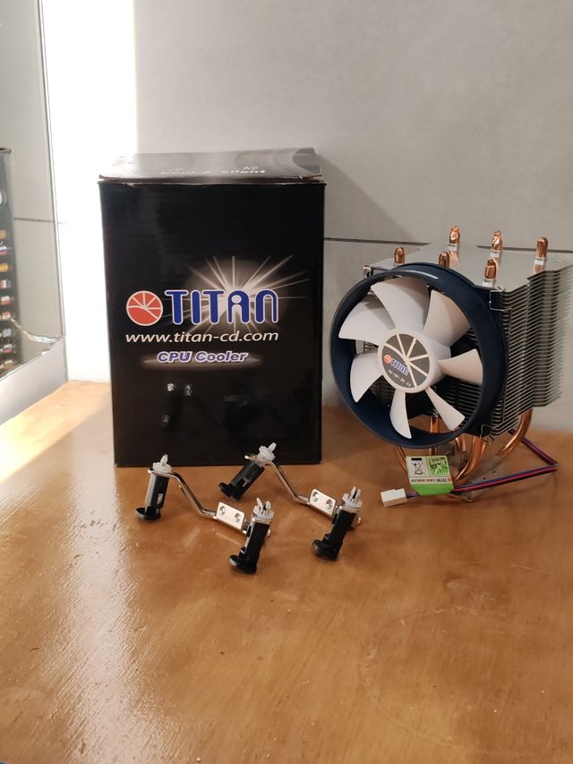 Refrigerador titan cooler