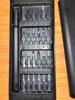 Vendo jogo de bits novo 24 peças incluídas