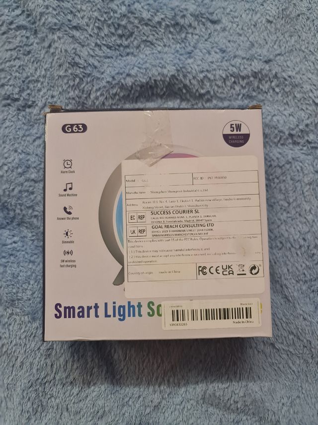 Reloj Despertador y Carga Móvil