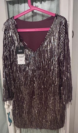 Vestido de fiesta de lentejuelas de zara