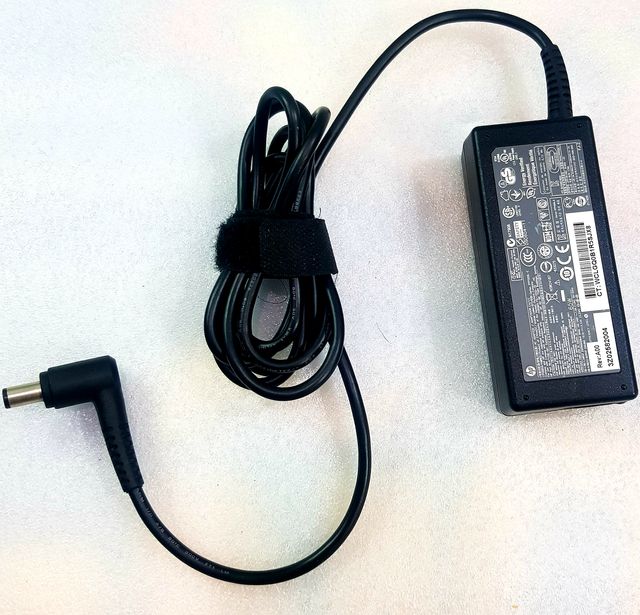 CARICATORE HP 90W HP PPP009L-E 1650-32HT 4.74A ~ 19V