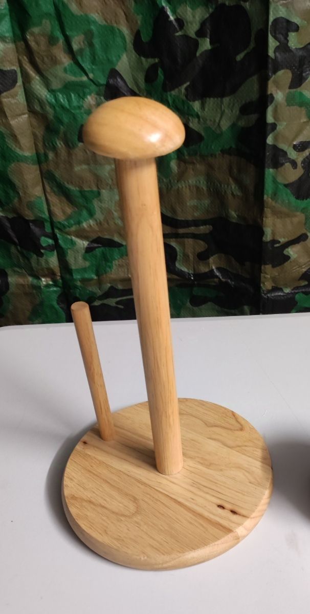 Portatovaglioli in legno