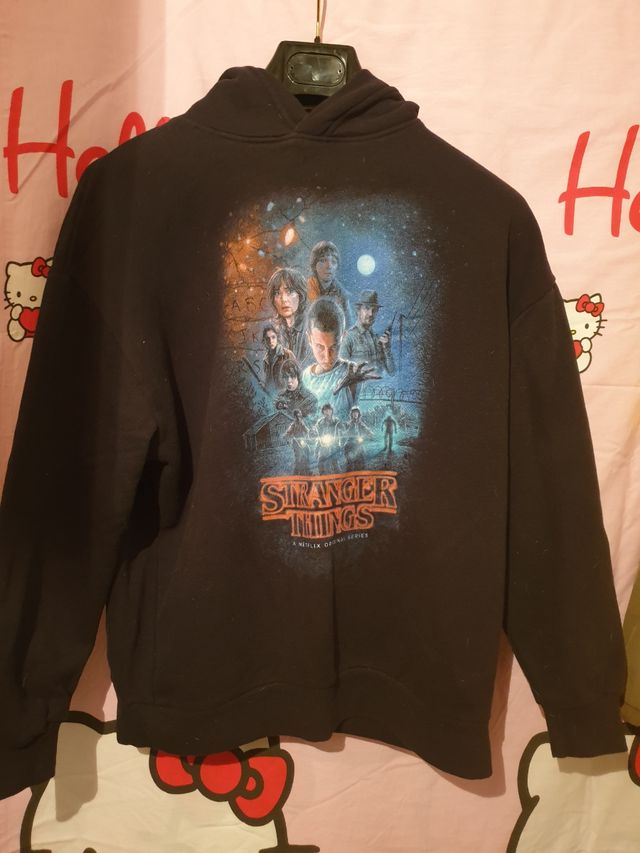 Camisola Stranger Things.