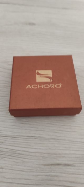 Gemelli e spillone bianchi